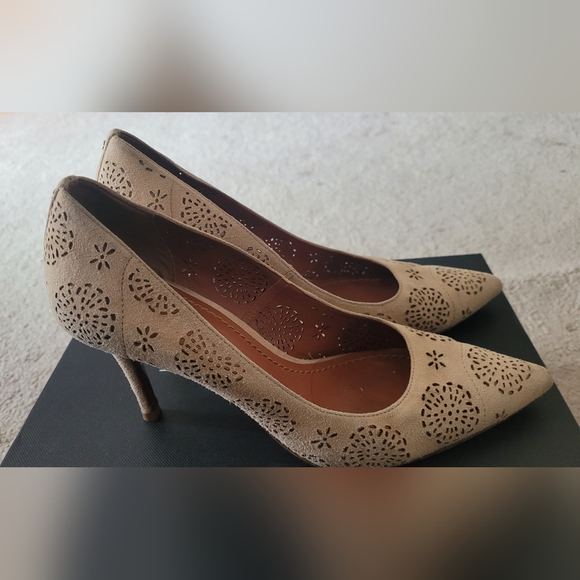 COACH Waverly Pumps - Picture 3 of 10